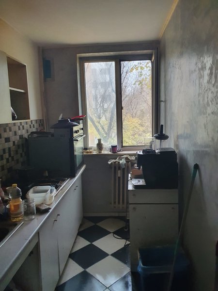 Berceni, Alexandru Obregia, Covasna, loc parcare,