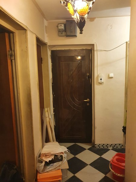 Berceni, Alexandru Obregia, Covasna, loc parcare,